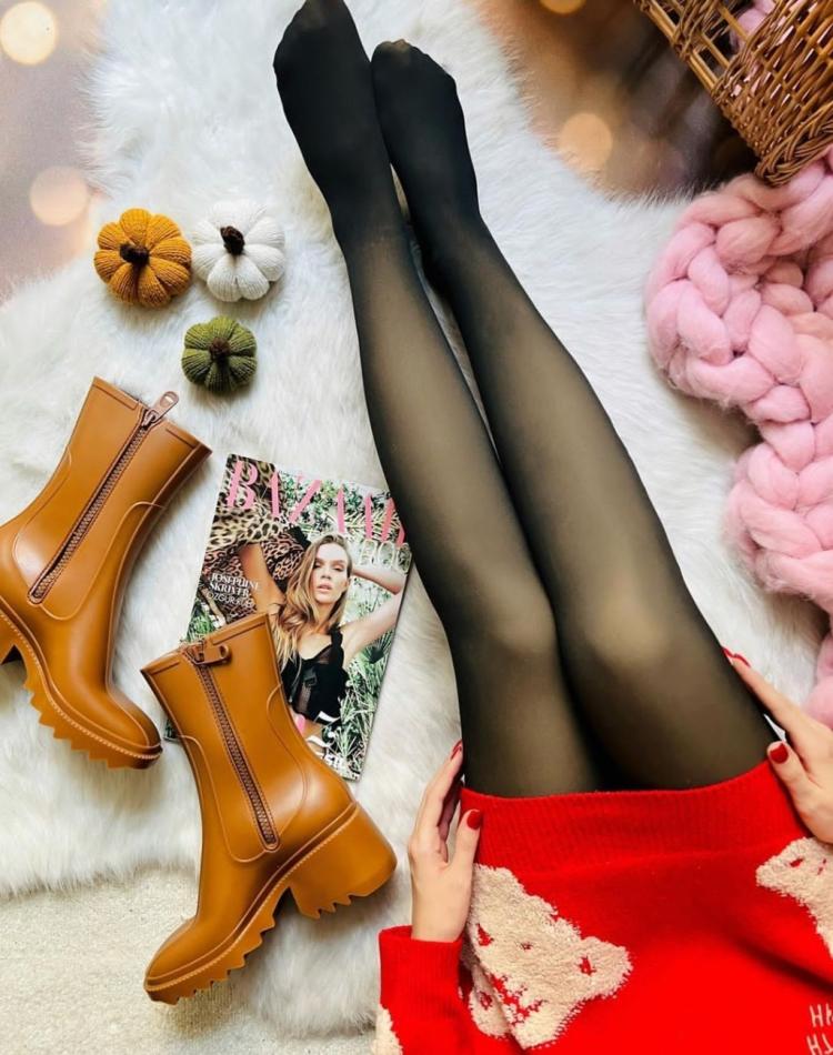 جوراب شلواری سه بعدی رنگ پا